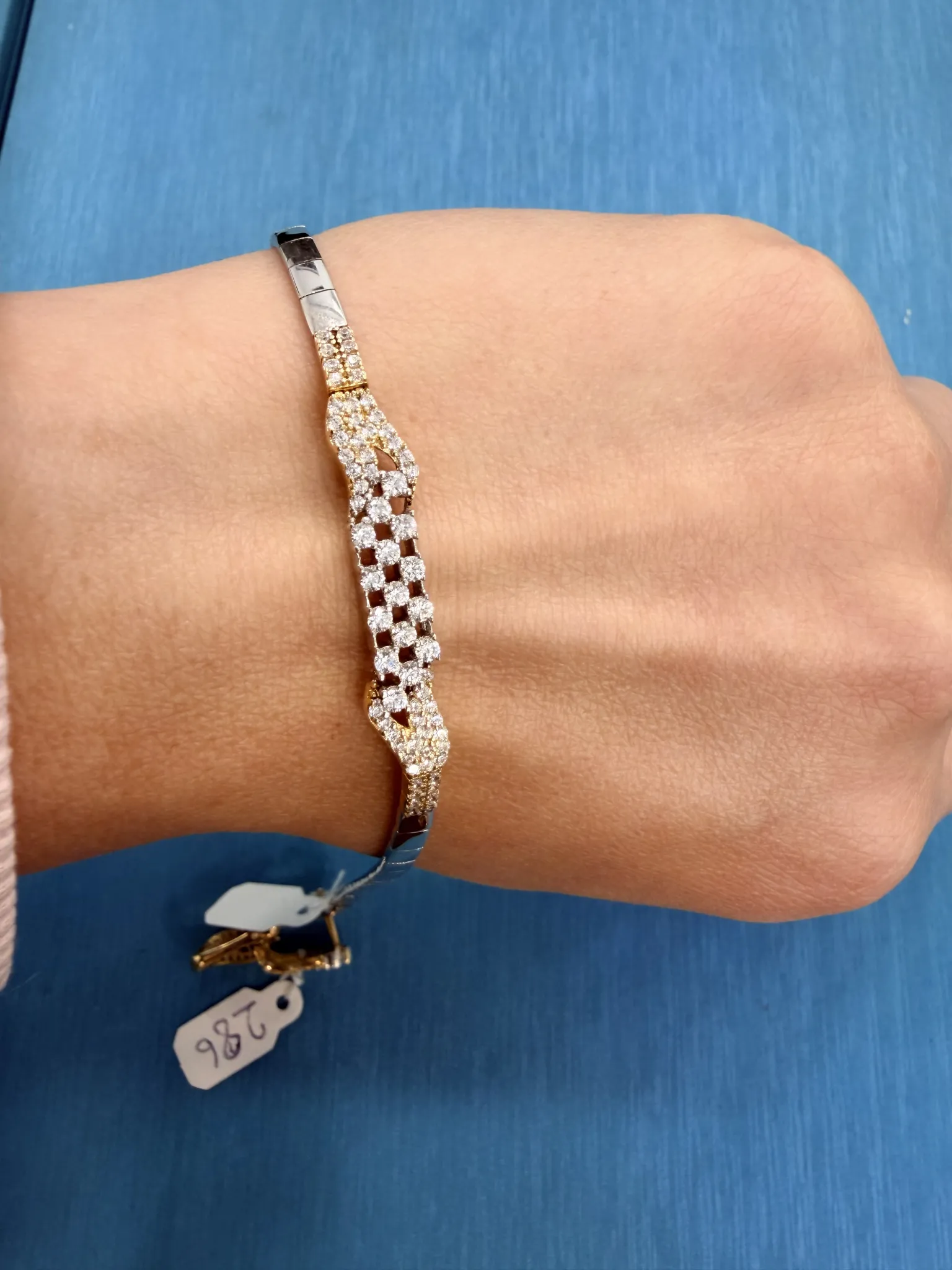 Taşlı Beyaz Altın Bileklik