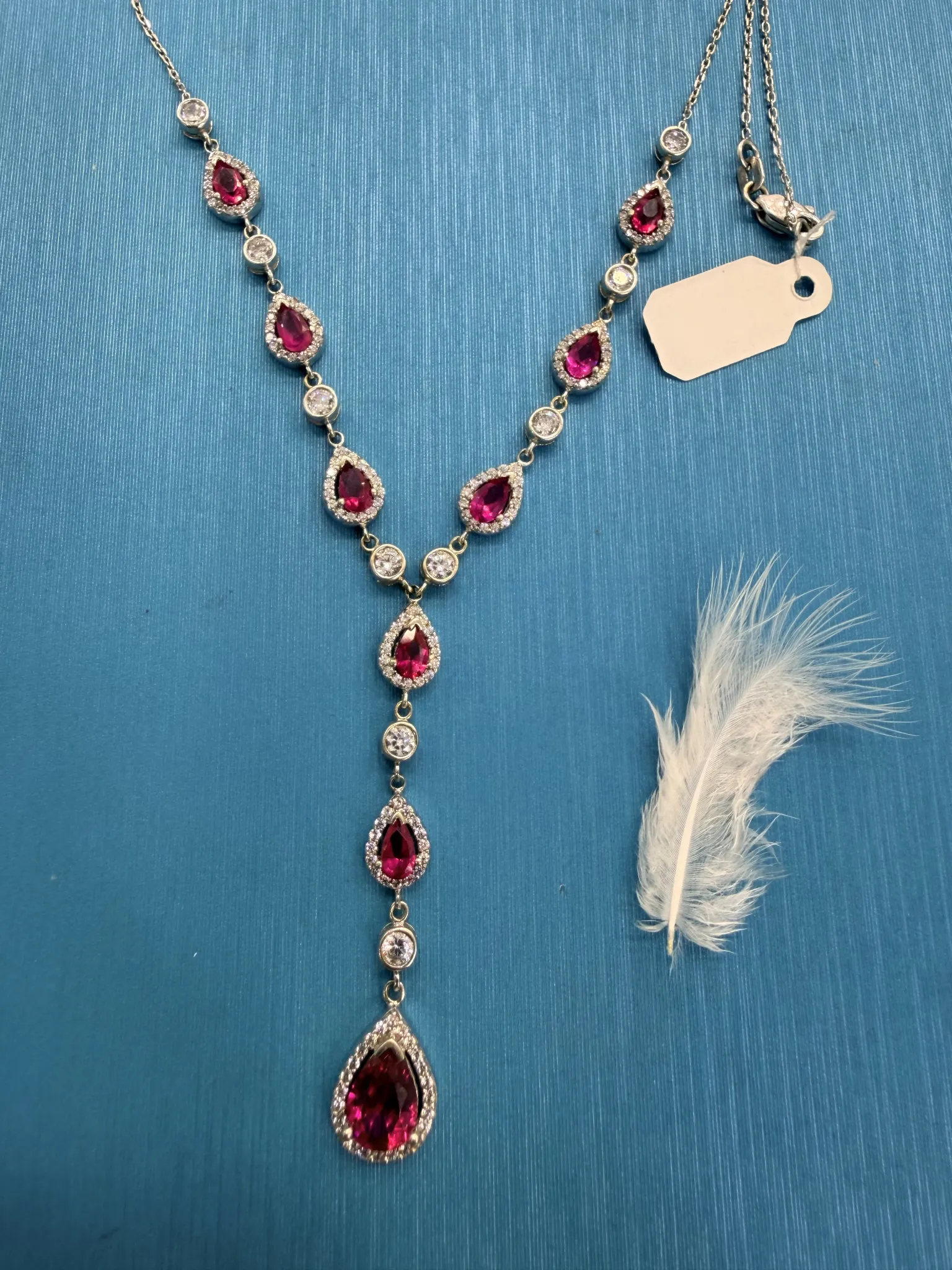 Damla Kırmızı Taşlı Kolye