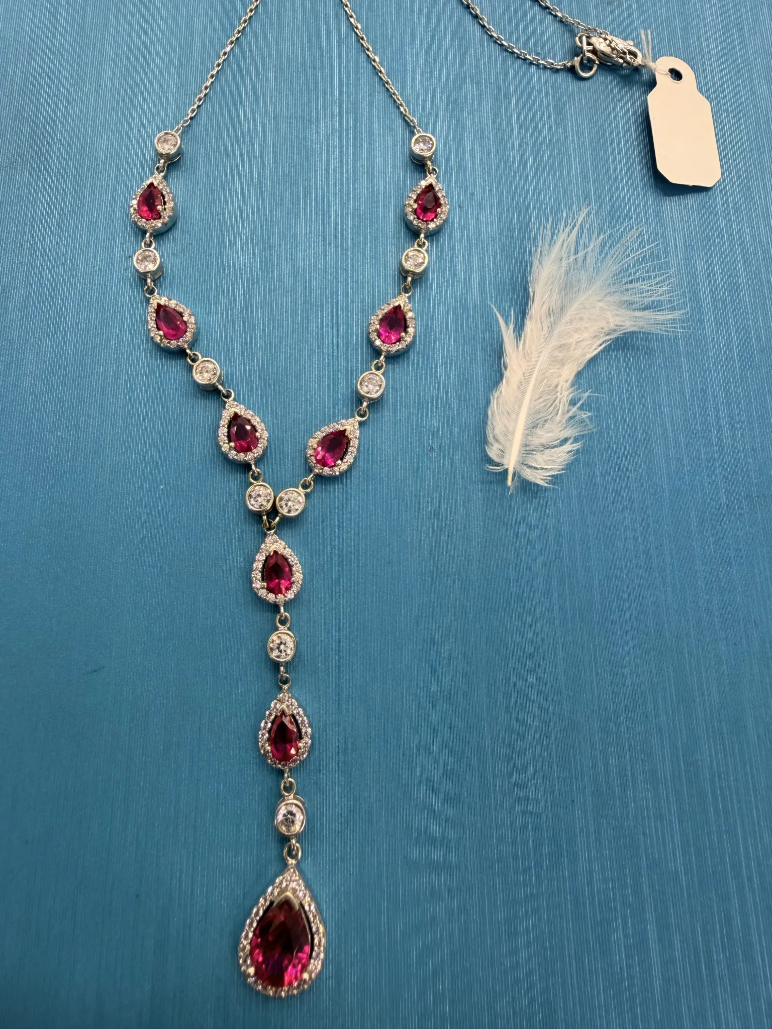 Damla Kırmızı Taşlı Kolye