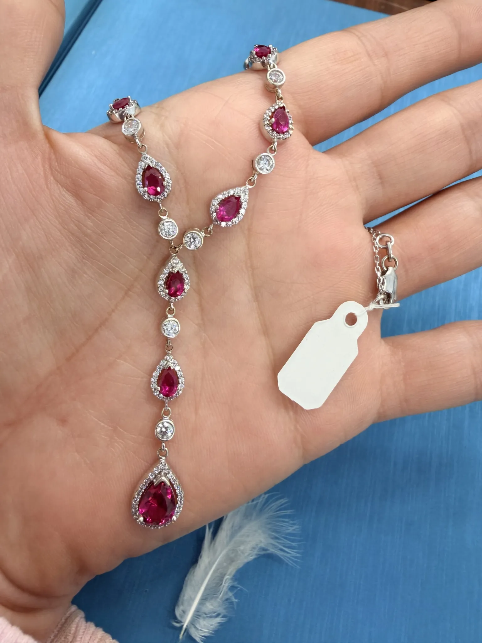 Damla Kırmızı Taşlı Kolye